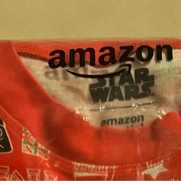 Amazon Disney Marvel Star Wars Men's Snug-Fit Pajama Set -Small - Picture 5 of 8